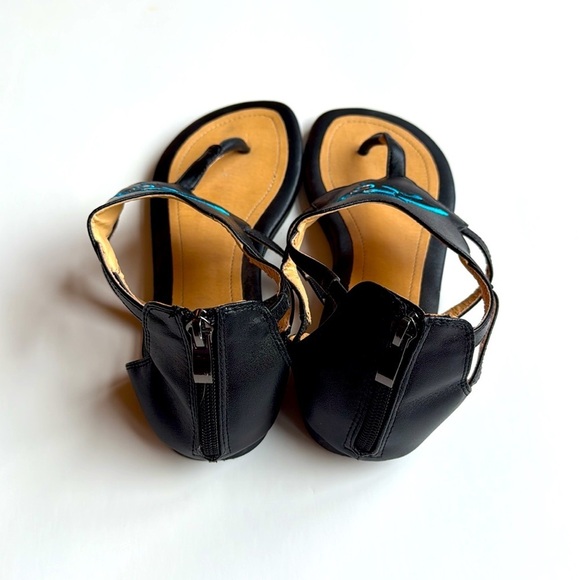 Black Thong Sandals with Carolina Panthers Logo size 9 - Picture 3 of 7